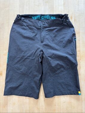 Yeti Cycles Men’s Medium Mason Board & Trail Shorts Gray Cycling Bike